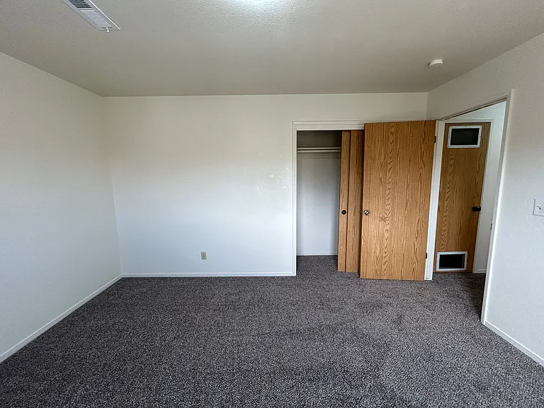 134 S Parsons Ave #F — Photo 13