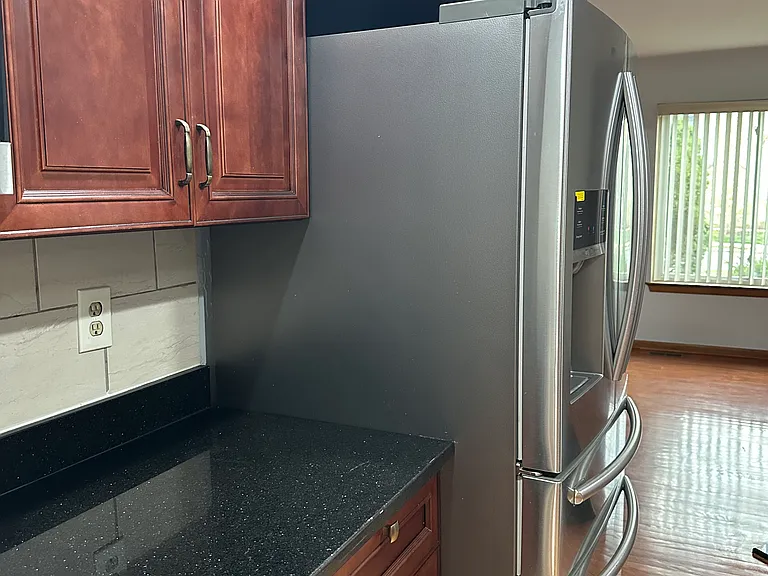 137 Tennyson Dr — Photo 10