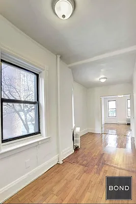 Rented by Bond New York | media 28