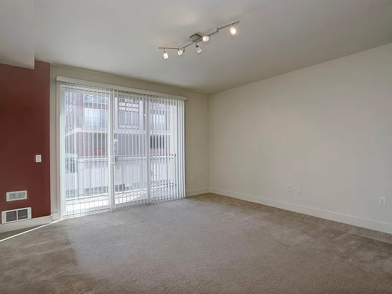 1574 Brunswig Ln #77 — Photo 3