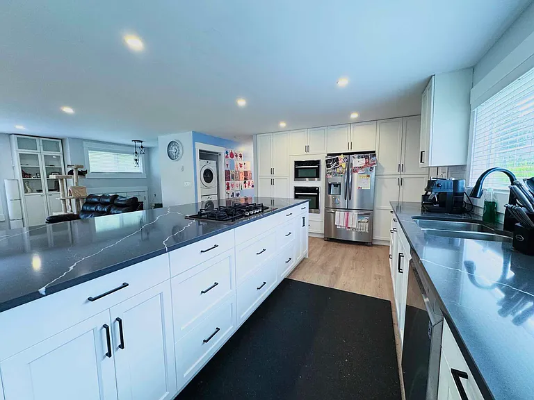 46994 Chilliwack Lake Rd #A — Photo 3