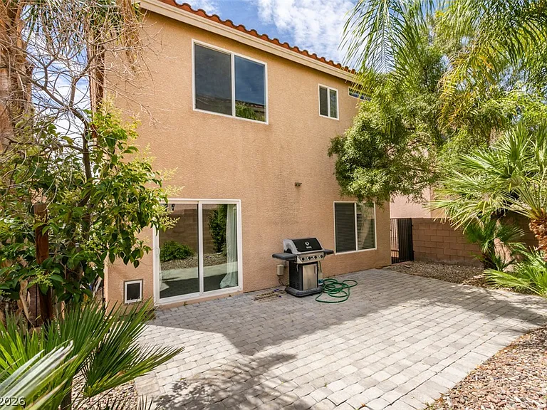 4586 W Camero Ave — Photo 43