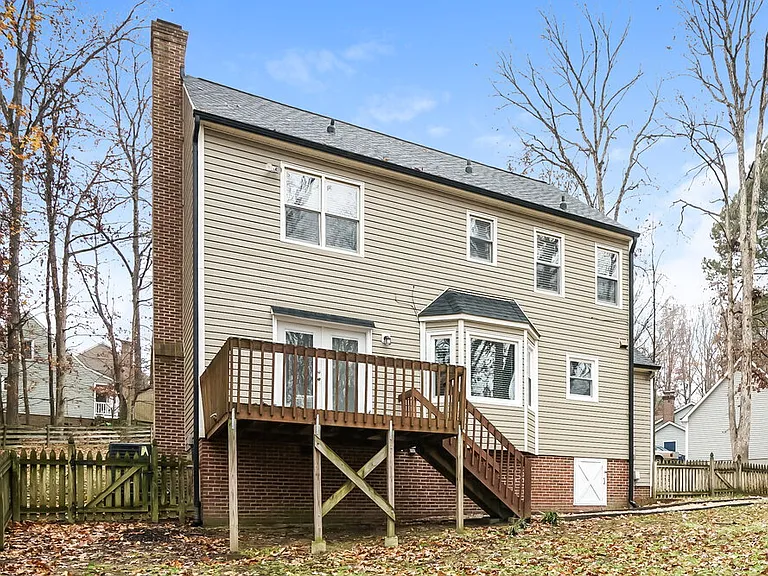 1001 Jumper Dr — Photo 17