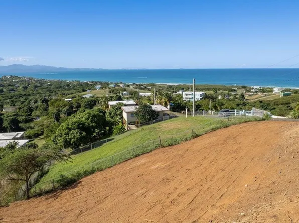 583 Calle 16, Vieques, PR 00765