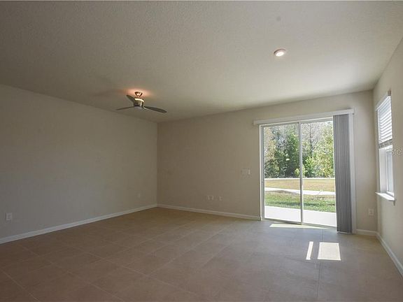 5th image of 2624 Pleasant Cypress Cir