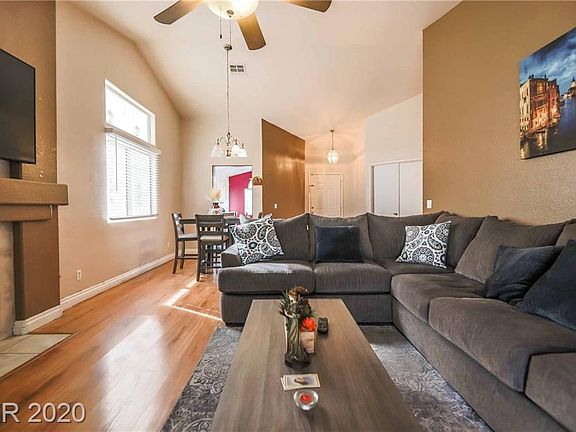2nd image of 2638 Lone Butte Dr
