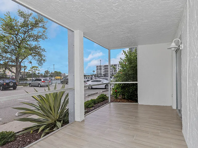 4910 38th Way S #111 — Photo 39