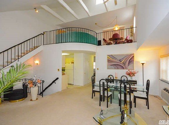 3rd image of 659 Shore Rd APT 9B
