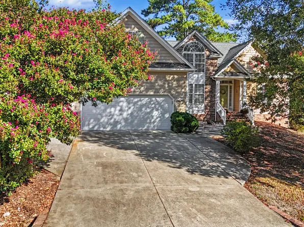1200 Secotan Pl, Fuquay Varina, NC 27526