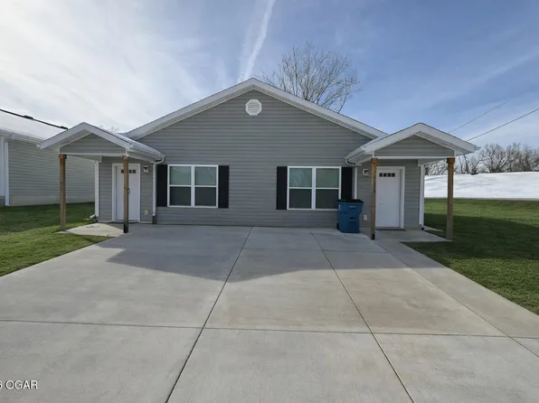 214 & 216 N Oliver Ave, Joplin, MO 64801