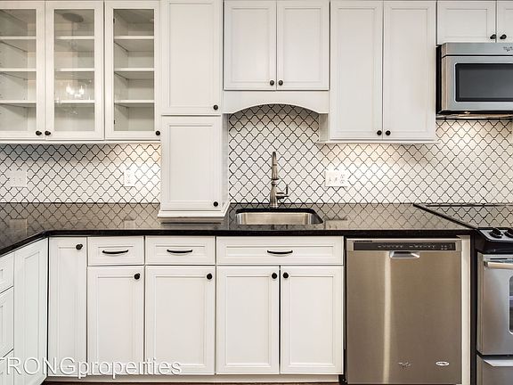 2nd image of 678 S Columbus St