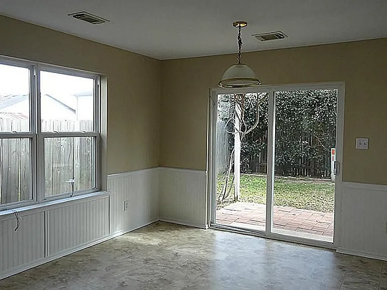 5826 Westminster Village Dr — Photo 9