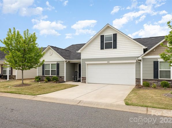 1125 Silvertrace Dr, Salisbury, NC 28144