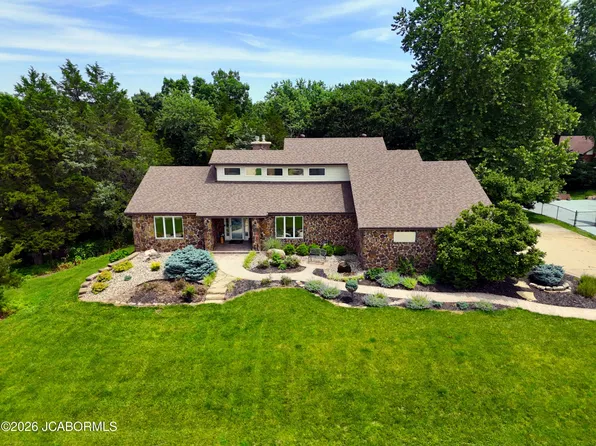 909 Tanya Lynn Dr, Jefferson City, MO 65109