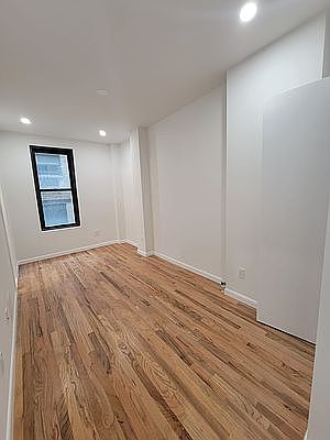 2nd image of 202 Riverside Dr #5N