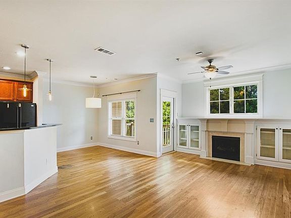3rd image of 655 Mead St SE Unit 60
