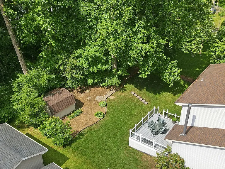 2515 Tabor Ct — Photo 34