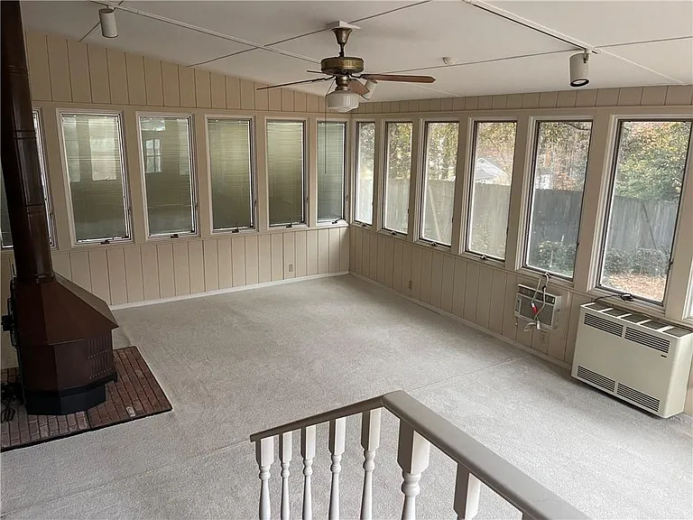 119 Woodlawn Dr NE — Photo 7