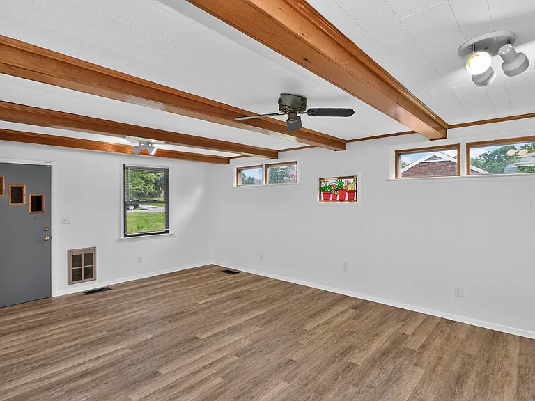 214 Blanchard Pl — Photo 13