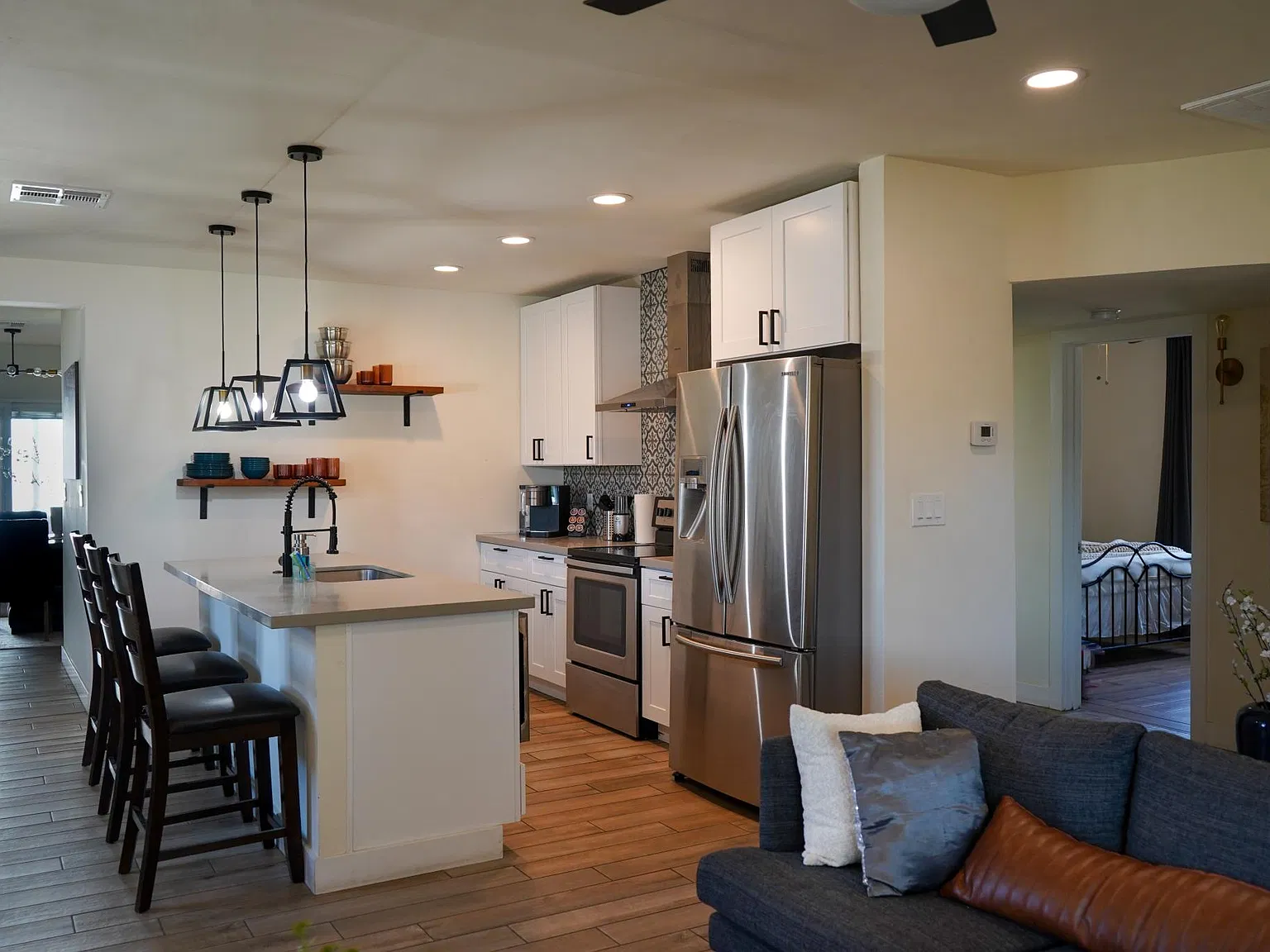3 bed, 1533 sqft, $1,100 — Photo 4
