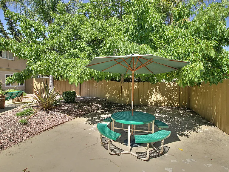 Picnic seating (near BBQ area)