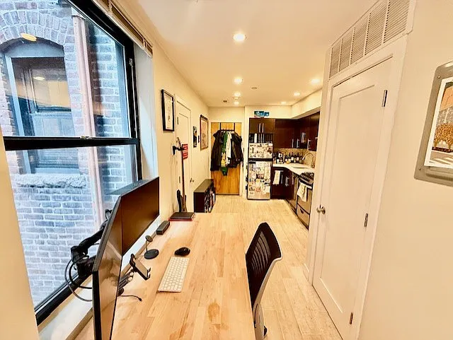 419 Hanover St #4 — Photo 4