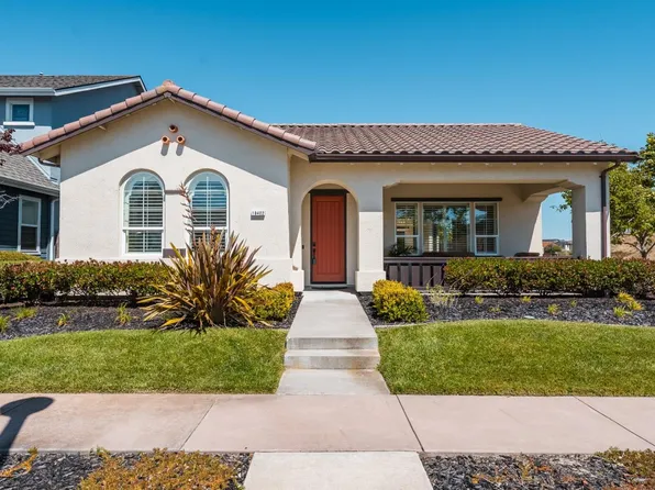 18402 McClellan Cir, Marina, CA 93933