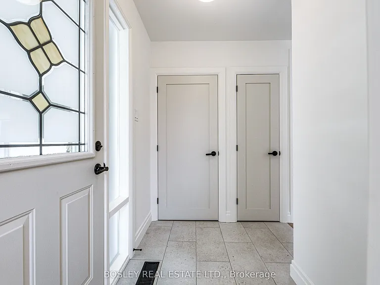 33 Forestbrook Cres — Photo 18