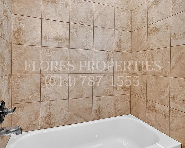 1136 Pauline Ave — Photo 30