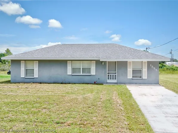 1555 Walnut Ave, Lake Placid, FL 33852