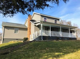 7334 Lemaster Rd, Athens, OH 45701