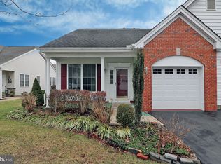 265 Meadowlark Dr, Hamilton, NJ 08690