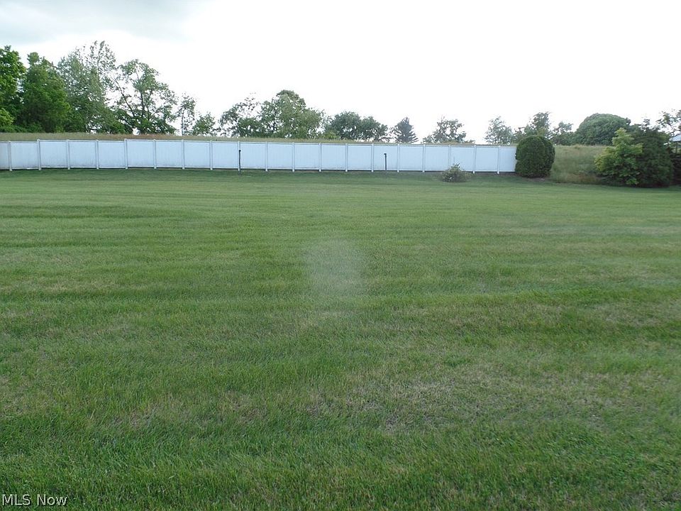 1st image of Valley Manor Ln