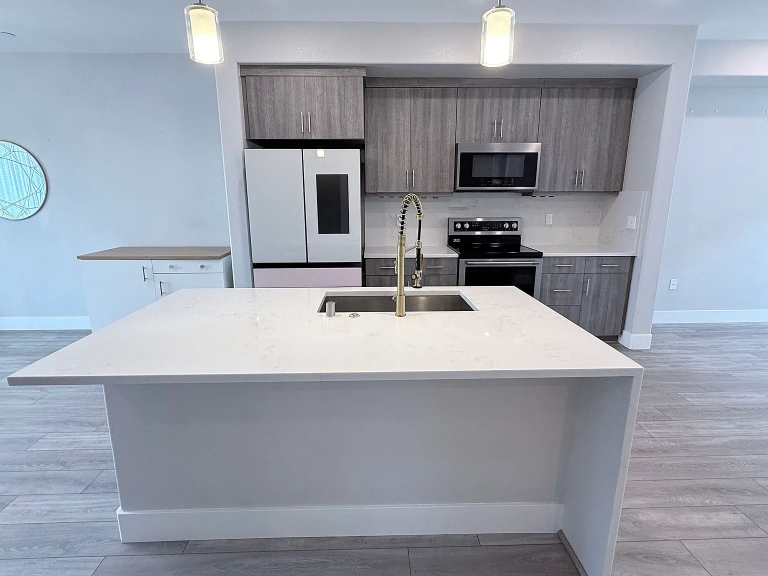 3 bed, 1791 sqft, $5,450 — Photo 2