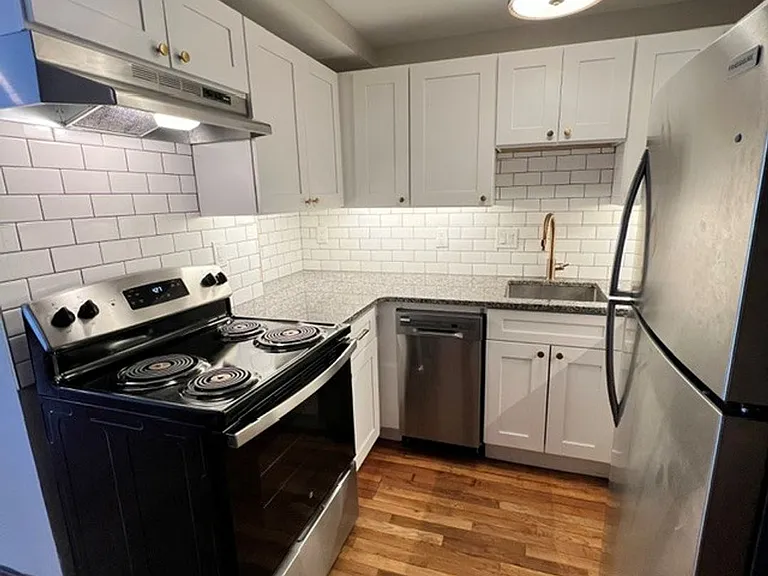 Welcome to the Addison-Historic Charm Meets Modern Living in Midtown Detroit — Photo 9