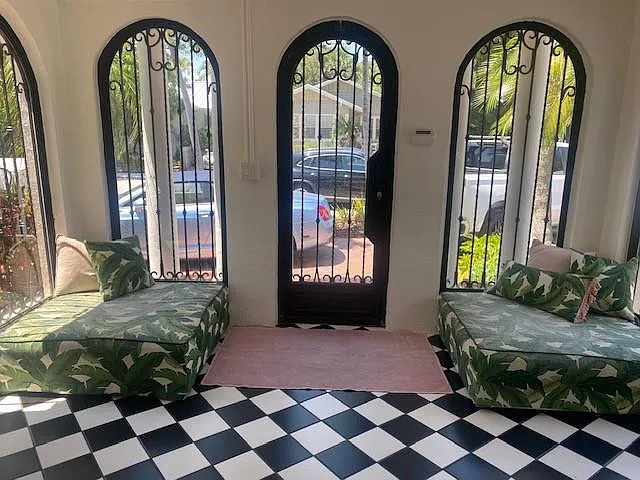3 bed, 3.0 bath, 1506 sqft, $6,500 — Photo 4