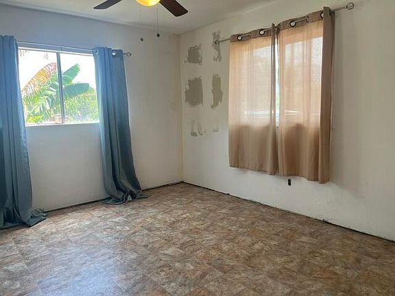 3rd image of 521 Temescal St