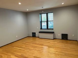 76 N Henry St APT 1F, Brooklyn, NY 11222