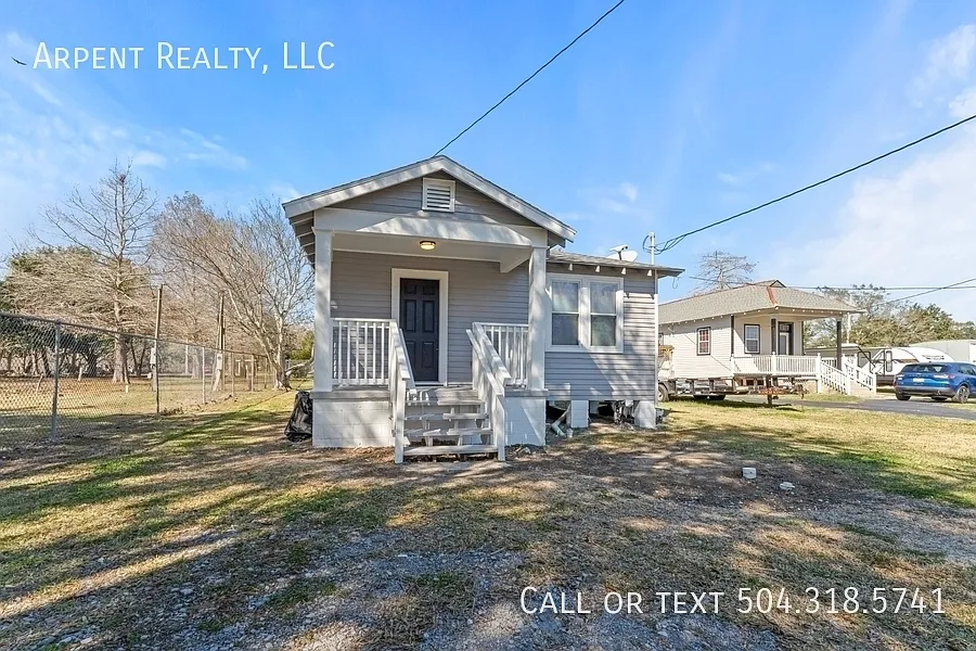 2245 Bayou Rd