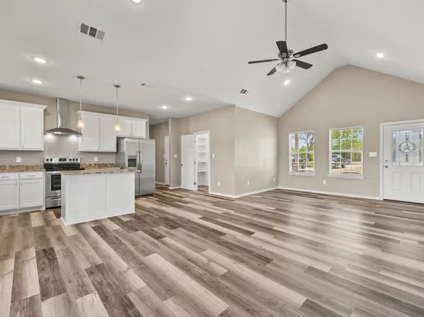 1049 E State Highway 276, Pt, TX 75472
