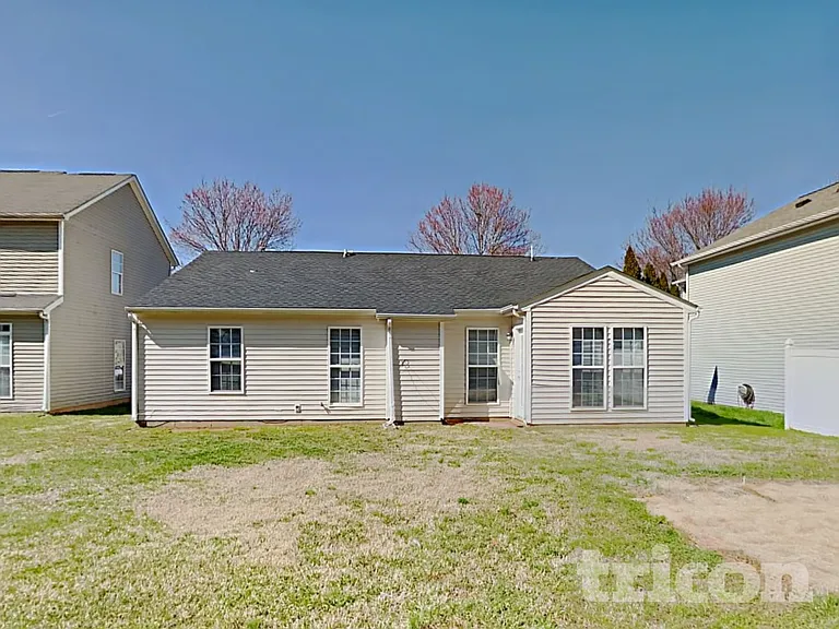 1816 Oakdale Green Dr — Photo 12