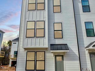 12117 Storm Ln, Charlotte, NC 28277