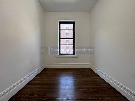 5th image of 186 Claremont Ave APT 5