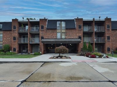 4187 Columbia Rd APT 225, North Olmsted, OH, 44070