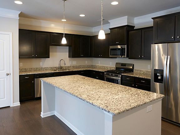 Beautiful, open kitchen