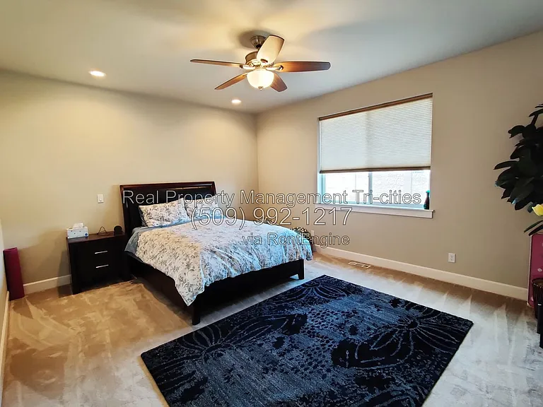 1108 S Kansas Pl — Photo 17