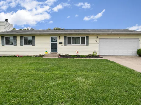 215 E Borley Ave, Mishawaka, IN 46545