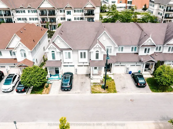 71 Connell Ln, Clarington, ON L1C 0L1