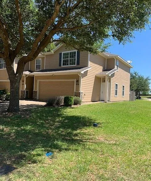 6018 Yorktown Meadow Ln — Photo 1