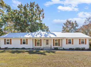 153 Roberts Dr, Gray, GA 31032